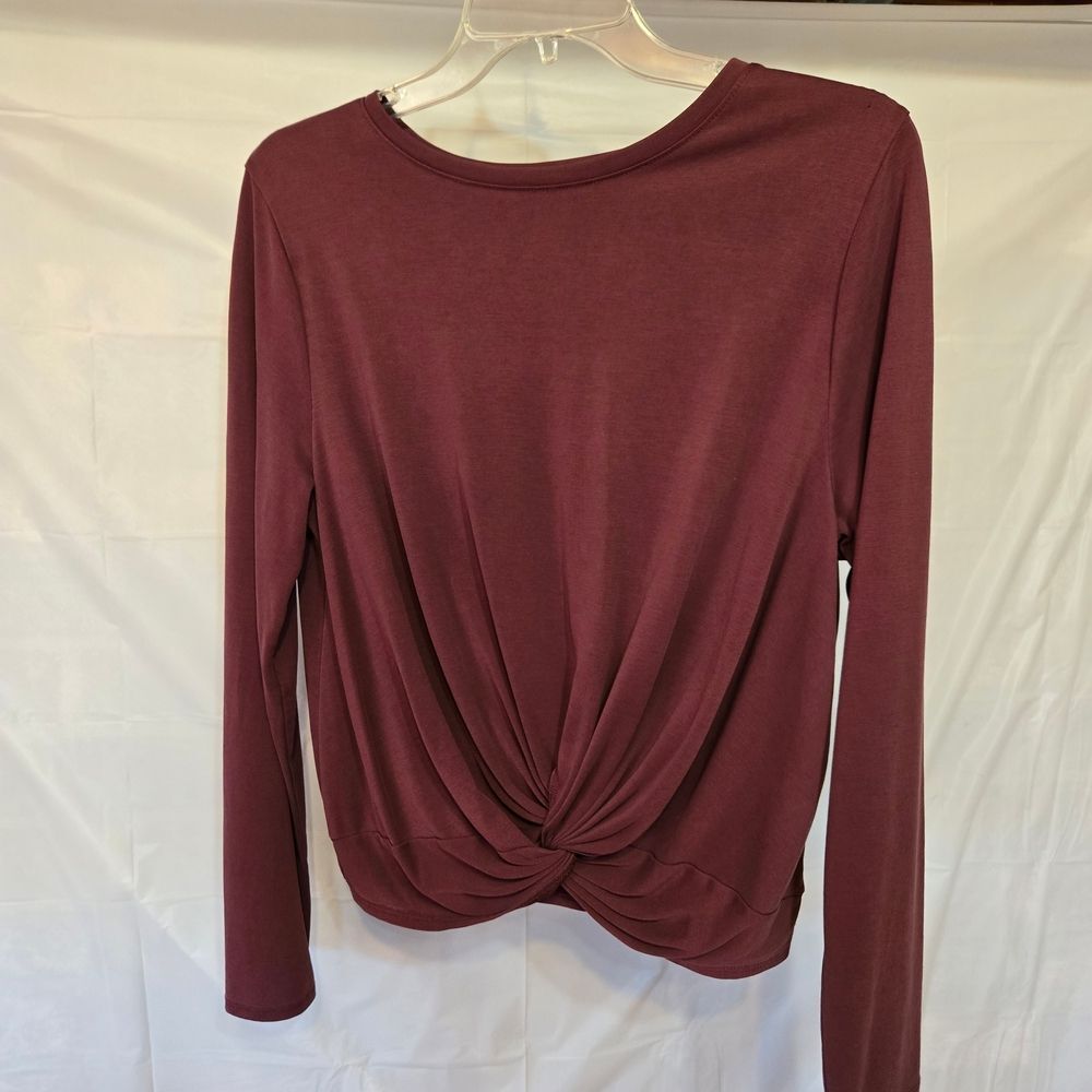 JoyLab Maroon Twist Front Long Sleeve Top